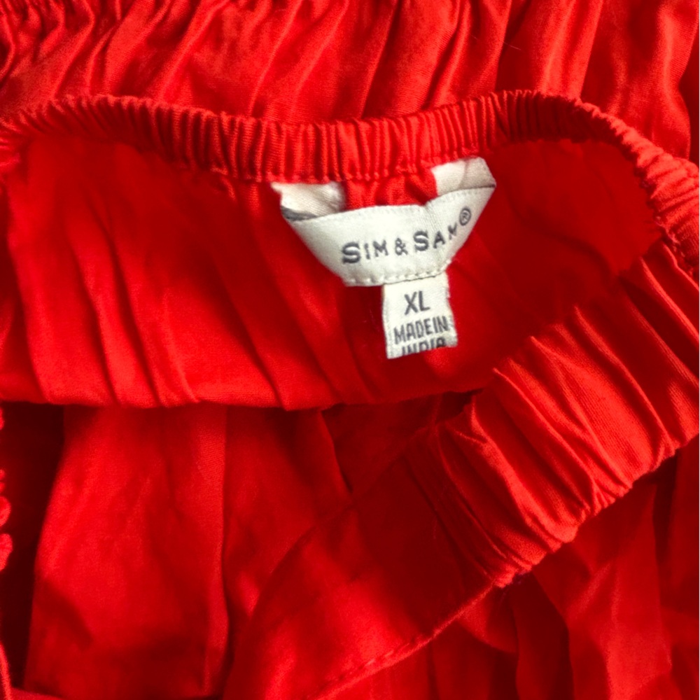 Red Ruffled Tank Top - Picture 3 of 4